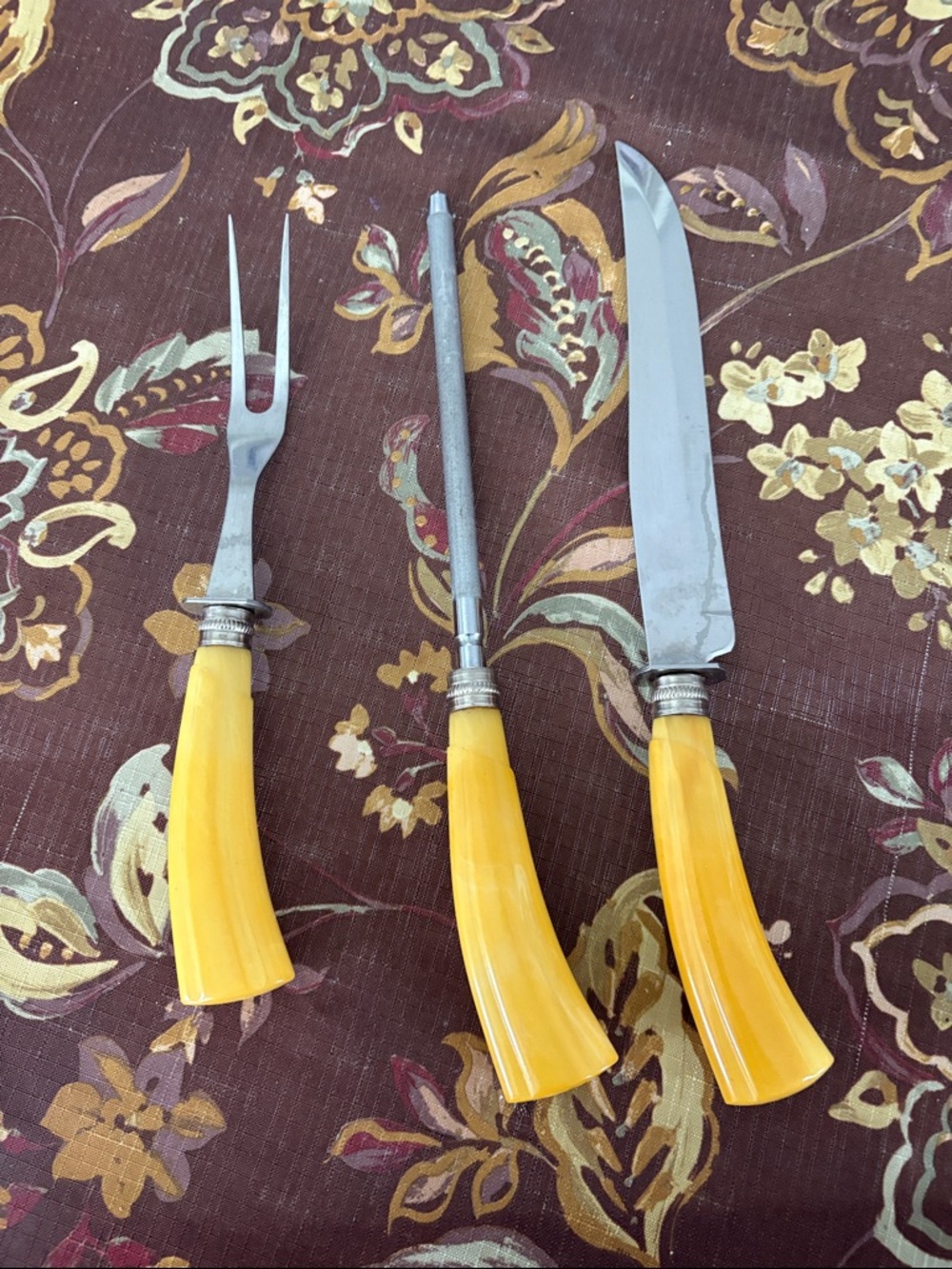 Yellow Handled Carving Set - 3-Piece Kitchen Cutlery